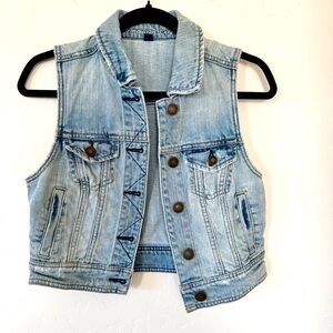 American Eagle Light Blue Denim Vest Size S
